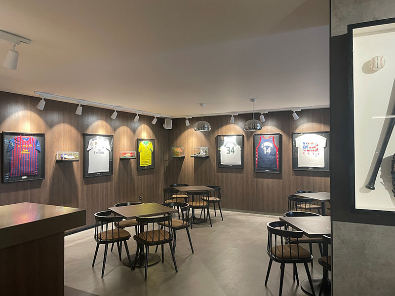 004_alta_playaballena Legends Sport Bar.jpg